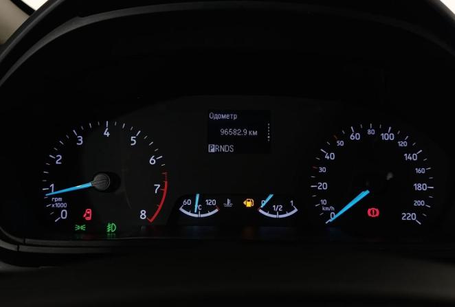 Ford EcoSport II Рестайлинг с пробегом 2018 года, цена 1 270 000 рублей, 96390 км, внедорожник, Автокод Объявления