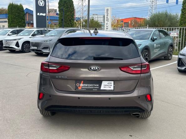 Kia Ceed III с пробегом 2019 года, цена 1 750 000 рублей, 58444 км, хэтчбек, Автокод Объявления