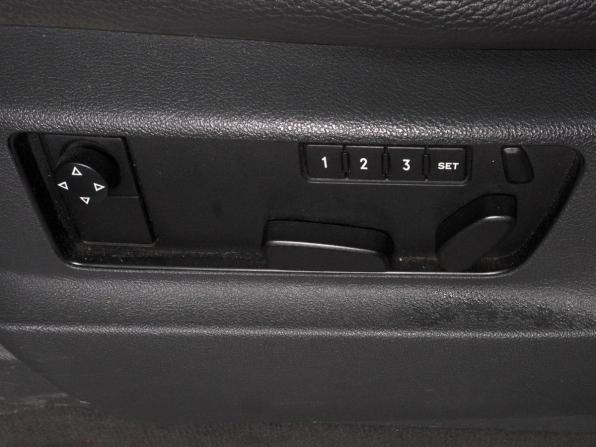Volkswagen Touareg I с пробегом 2006 года, цена 1 108 000 рублей, 242707 км, внедорожник, Автокод Объявления