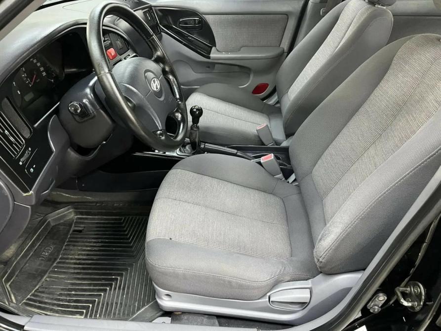 Hyundai Elantra III (XD2) Рестайлинг Набережные Челны  - изображение 9