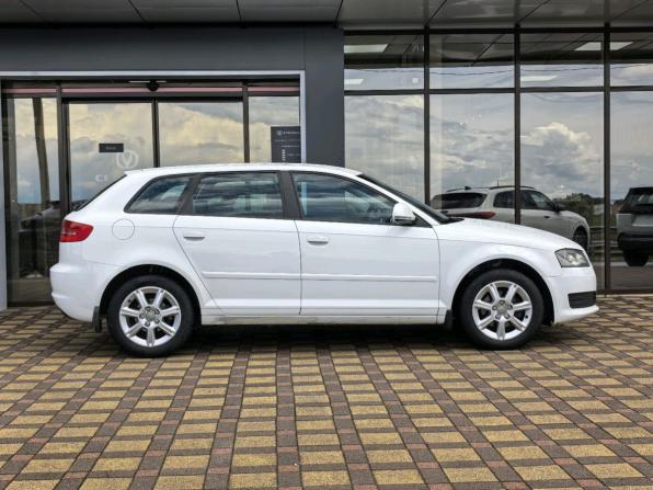 Audi A3 II (8P) Рестайлинг 2 с пробегом 2010 года, цена 835 000 рублей, 193000 км, хэтчбек, Автокод Объявления
