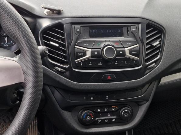 Lada (ВАЗ) Vesta I с пробегом 2017 года, цена 839 000 рублей, 136595 км, седан, Автокод Объявления