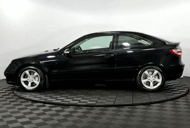 Mercedes-Benz C-Класс II (W203) Рестайлинг с пробегом 2006 года, цена 650 000 рублей, 211410 км, хэтчбек, Автокод Объявления