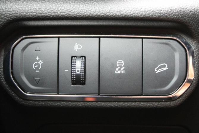 Haval Jolion I с пробегом 2023 года, цена 1 850 000 рублей, 27000 км, внедорожник, Автокод Объявления