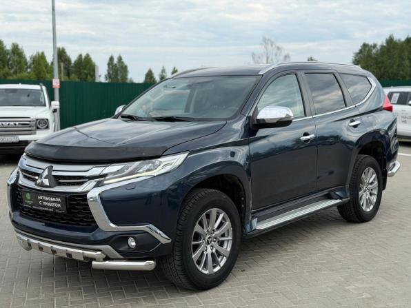 Mitsubishi Pajero Sport III