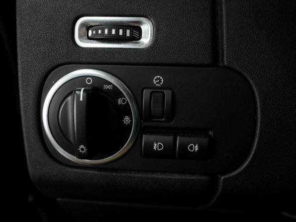 Land Rover Discovery IV с пробегом 2011 года, цена 1 479 000 рублей, 172551 км, внедорожник, Автокод Объявления