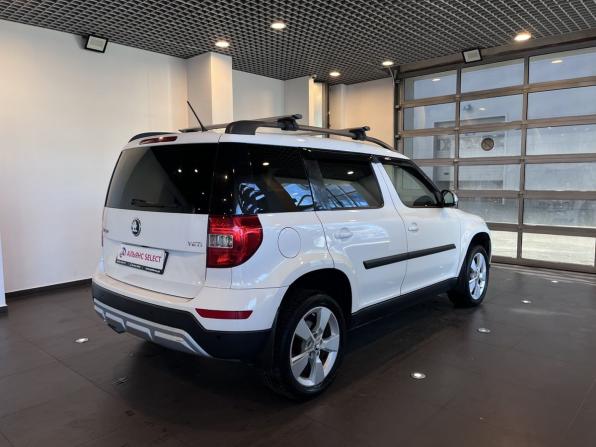 Skoda Yeti I Рестайлинг с пробегом 2014 года, цена 1 095 000 рублей, 180872 км, внедорожник, Автокод Объявления