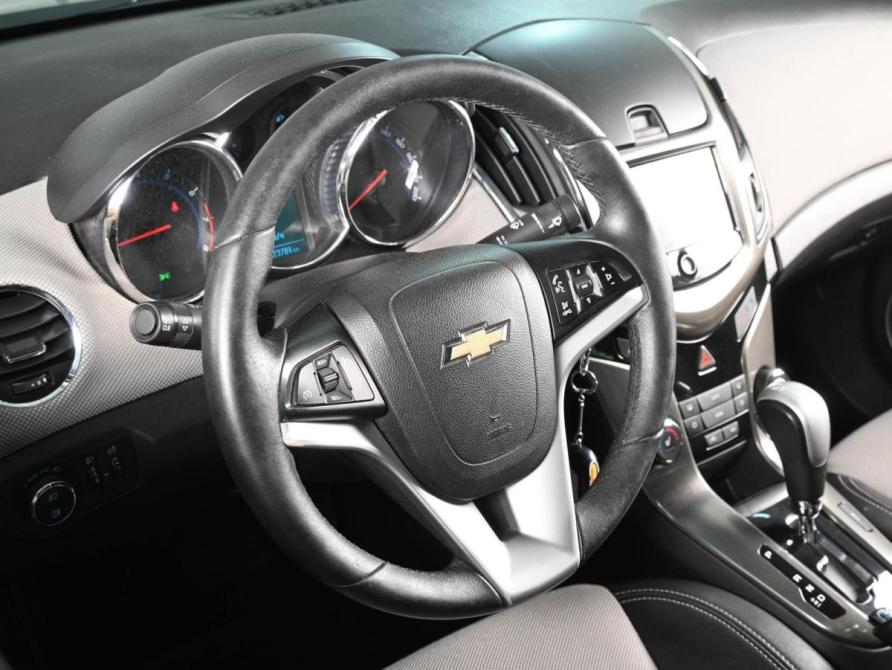 Chevrolet Cruze I Рестайлинг Ростов-на-Дону  - изображение 12
