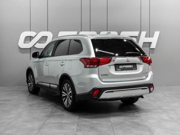 Mitsubishi Outlander III Рестайлинг 3 с пробегом 2019 года, цена 2 299 000 рублей, 85214 км, внедорожник, Автокод Объявления