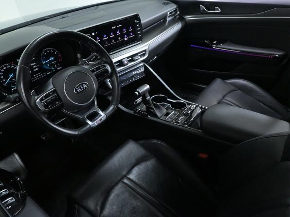 Kia K5 III с пробегом 2021 года, цена 2 920 000 рублей, 60000 км, седан, Автокод Объявления