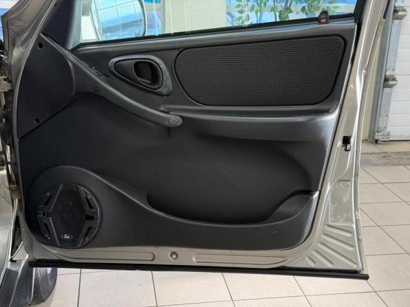 Chevrolet Niva I Рестайлинг с пробегом 2011 года, цена 520 000 рублей, 150000 км, внедорожник, Автокод Объявления