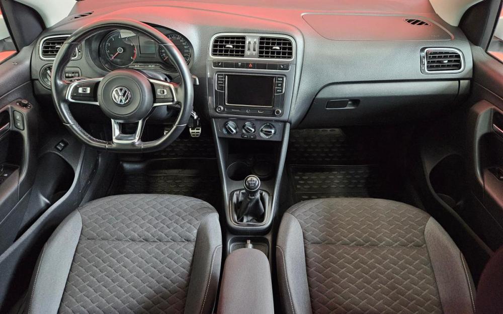 Volkswagen Polo V Рестайлинг Вологда  - изображение 9
