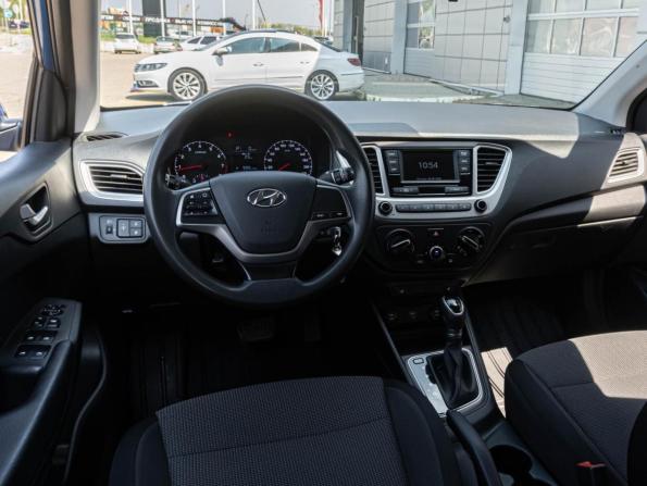 Hyundai Solaris II с пробегом 2019 года, цена 1 208 070 рублей, 130461 км, седан, Автокод Объявления