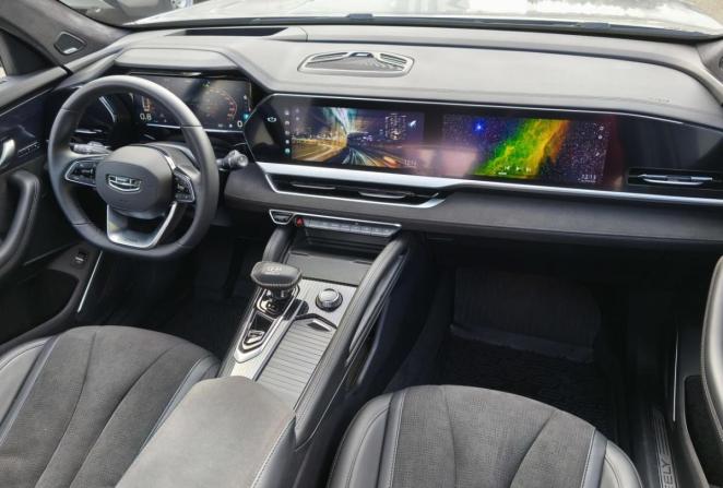 Geely Monjaro I с пробегом 2024 года, цена 3 532 000 рублей, 32127 км, внедорожник, Автокод Объявления