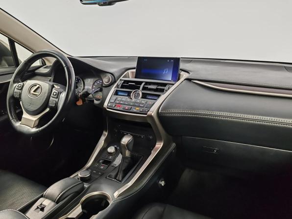 Lexus NX I с пробегом 2015 года, цена 3 149 000 рублей, 48026 км, внедорожник, Автокод Объявления