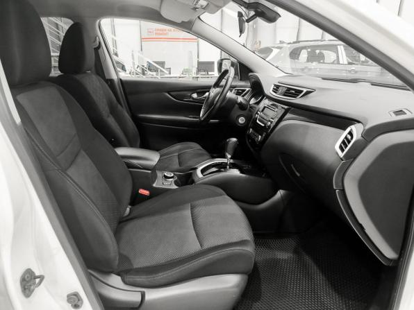 Nissan Qashqai II с пробегом 2017 года, цена 1 630 000 рублей, 140810 км, внедорожник, Автокод Объявления