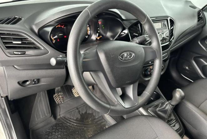 Lada (ВАЗ) Vesta I с пробегом 2022 года, цена 985 000 рублей, 98260 км, седан, Автокод Объявления