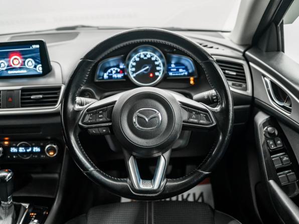 Mazda Axela III Рестайлинг с пробегом 2017 года, цена 1 100 000 рублей, 175166 км, хэтчбек, Автокод Объявления
