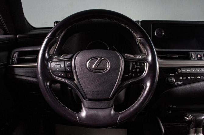 Lexus ES VII с пробегом 2020 года, цена 4 299 000 рублей, 116100 км, седан, Автокод Объявления