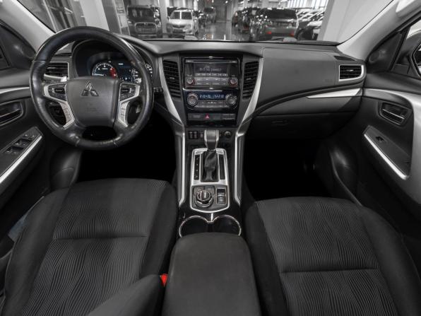 Mitsubishi Pajero Sport III с пробегом 2019 года, цена 2 570 000 рублей, 122616 км, внедорожник, Автокод Объявления