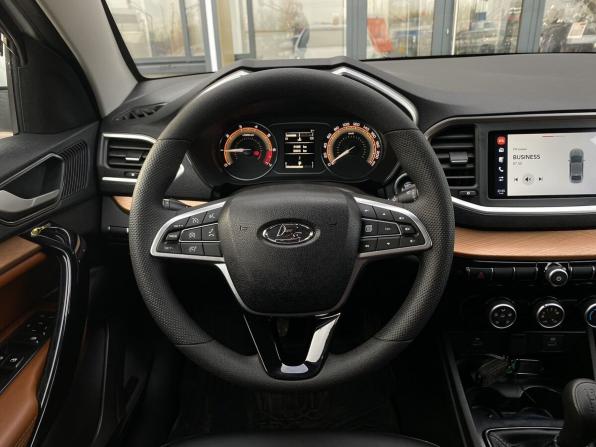 Lada (ВАЗ) Vesta I Рестайлинг (NG) с пробегом 2024 года, цена 1 319 000 рублей, 52000 км, седан, Автокод Объявления