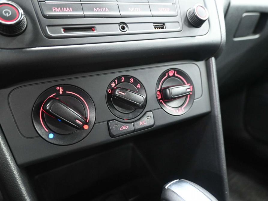 Volkswagen Polo V Рестайлинг Ростов-на-Дону  - изображение 15