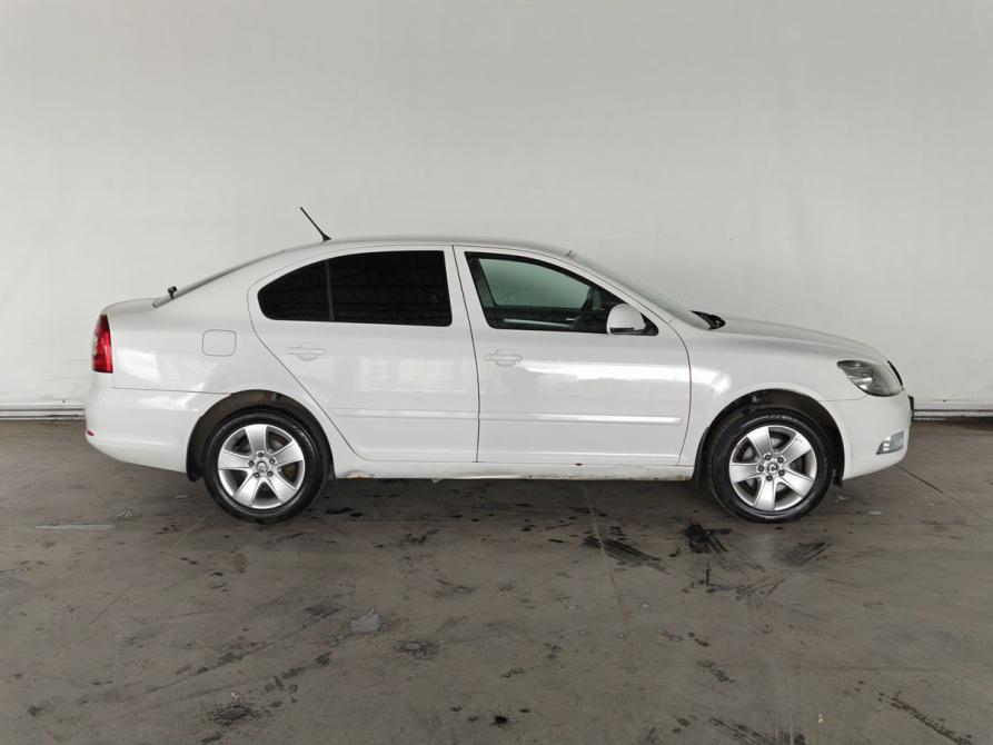 Skoda Octavia II (A5) Рестайлинг Москва  - изображение 7