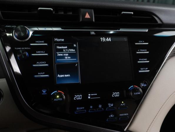 Toyota Camry VIII (XV70) с пробегом 2021 года, цена 3 049 000 рублей, 84954 км, седан, Автокод Объявления