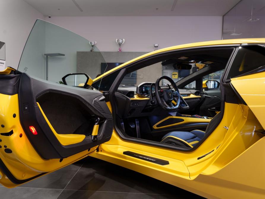 Lamborghini Temerario Москва  - изображение 15