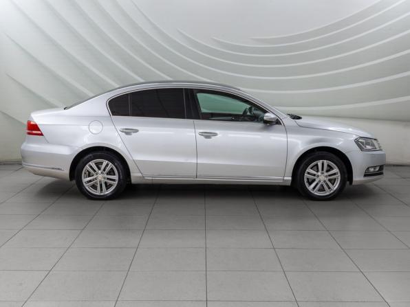 Volkswagen Passat B7 с пробегом 2011 года, цена 828 000 рублей, 182753 км, седан, Автокод Объявления