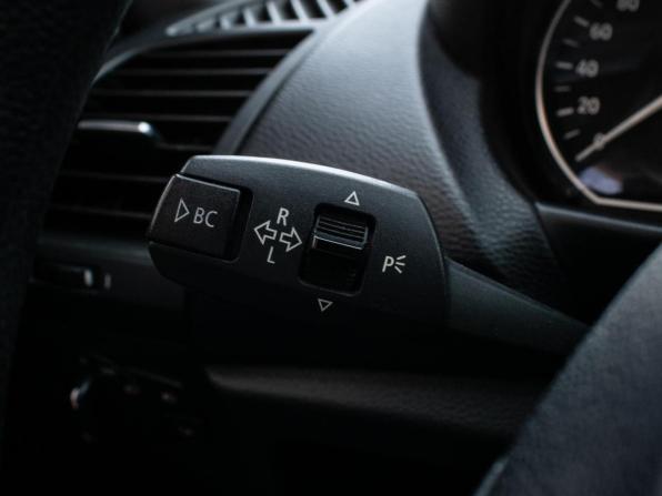 BMW 1 серии I (E81/E82/E87/E88) Рестайлинг с пробегом 2010 года, цена 895 000 рублей, 223302 км, хэтчбек, Автокод Объявления