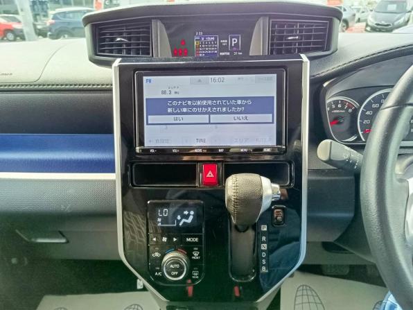 Toyota Roomy I с пробегом 2018 года, цена 1 220 000 рублей, 131000 км, минивэн, Автокод Объявления
