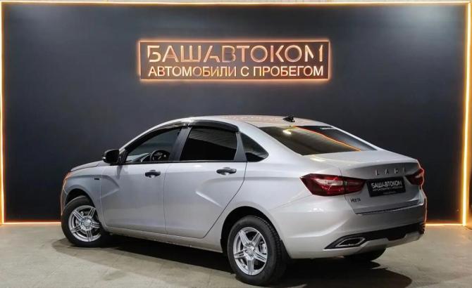 Lada (ВАЗ) Vesta I Рестайлинг (NG) с пробегом 2024 года, цена 1 290 000 рублей, 27584 км, седан, Автокод Объявления