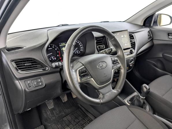 Hyundai Solaris II Рестайлинг с пробегом 2021 года, цена 1 439 000 рублей, 84555 км, седан, Автокод Объявления