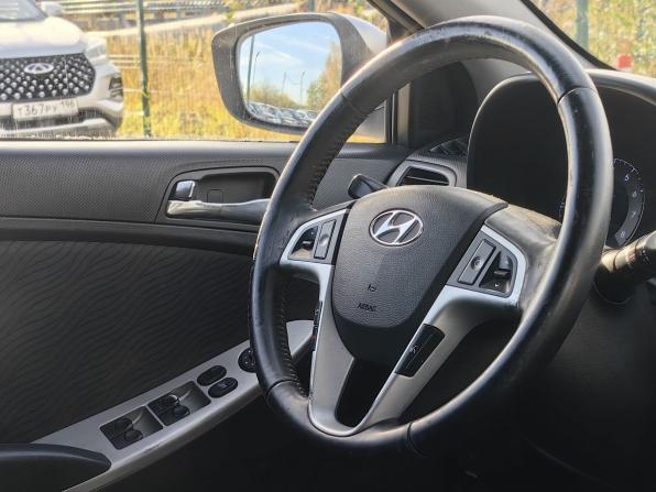 Hyundai Solaris I с пробегом 2012 года, цена 479 000 рублей, 232100 км, седан, Автокод Объявления