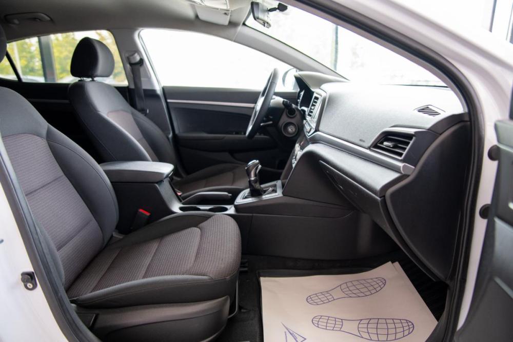 Hyundai Elantra VI (AD) Рестайлинг Ростов-на-Дону  - изображение 18