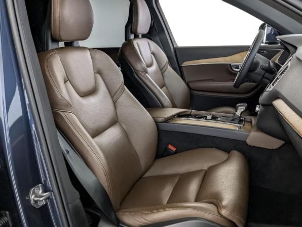 Volvo XC90 II Рестайлинг 1 с пробегом 2021 года, цена 4 920 000 рублей, 115332 км, внедорожник, Автокод Объявления