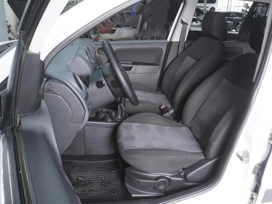 Ford Fusion I Рестайлинг Ростов-на-Дону  - изображение 10