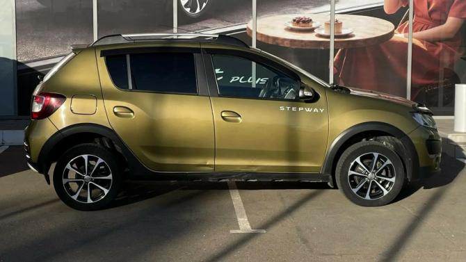 Renault Sandero II с пробегом 2017 года, цена 960 000 рублей, 131621 км, хэтчбек, Автокод Объявления