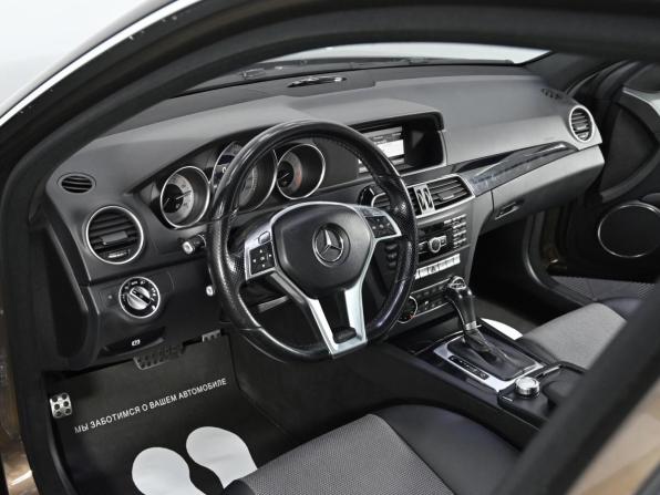 Mercedes-Benz C-Класс III (W204) Рестайлинг с пробегом 2013 года, цена 1 249 000 рублей, 250000 км, седан, Автокод Объявления