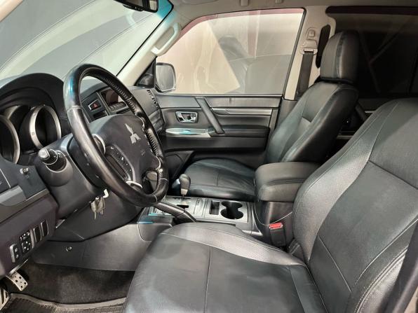 Mitsubishi Pajero IV Рестайлинг 1 с пробегом 2012 года, цена 1 915 000 рублей, 220206 км, внедорожник, Автокод Объявления