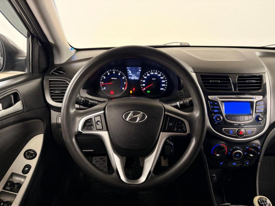 Hyundai Solaris I Екатеринбург  - изображение 19