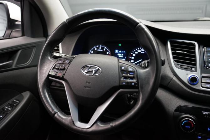 Hyundai Tucson III с пробегом 2015 года, цена 2 290 000 рублей, 73629 км, внедорожник, Автокод Объявления