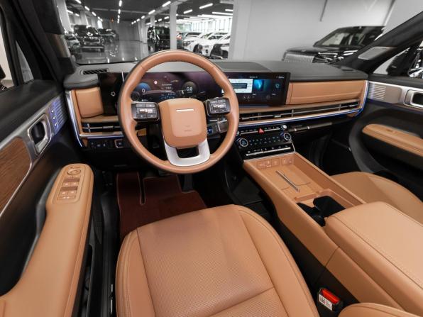 Hyundai Santa Fe V (MX5) с пробегом 2025 года, цена 5 800 000 рублей, 11219 км, внедорожник, Автокод Объявления