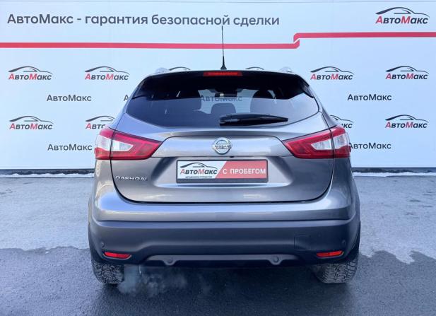 Nissan Qashqai II с пробегом 2016 года, цена 1 882 000 рублей, 99277 км, внедорожник, Автокод Объявления