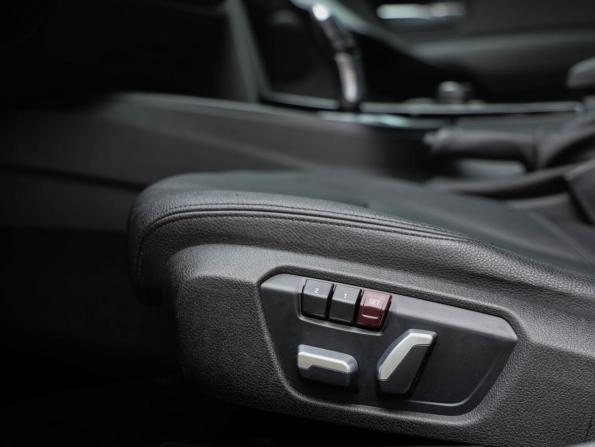 BMW 3 серии VI (F3x) Рестайлинг с пробегом 2017 года, цена 2 669 000 рублей, 126680 км, лифтбек, Автокод Объявления