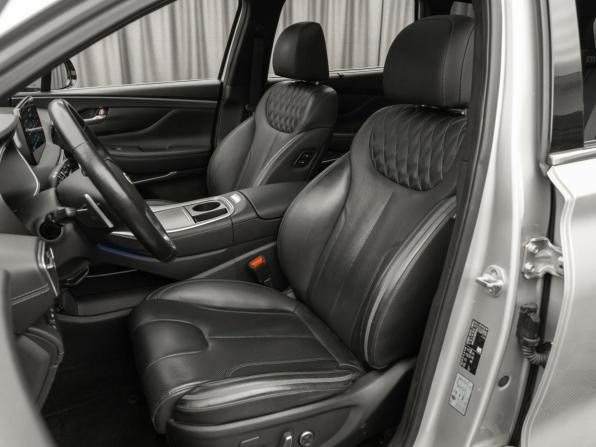 Hyundai Santa Fe IV Рестайлинг с пробегом 2022 года, цена 4 100 000 рублей, 39271 км, внедорожник, Автокод Объявления