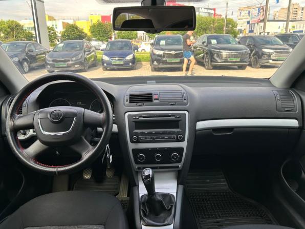 Skoda Octavia II (A5) Рестайлинг с пробегом 2011 года, цена 798 000 рублей, 160091 км, лифтбек, Автокод Объявления
