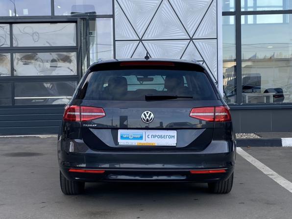 Volkswagen Passat B8 с пробегом 2018 года, цена 1 899 000 рублей, 227400 км, универсал, Автокод Объявления