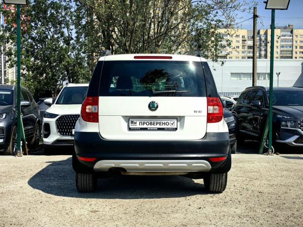 Skoda Yeti I с пробегом 2013 года, цена 839 000 рублей, 83795 км, внедорожник, Автокод Объявления